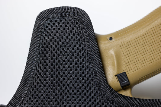 זיעה על הנשק: איך נרתיק איכותי מגן על כלי הירייה שלכם