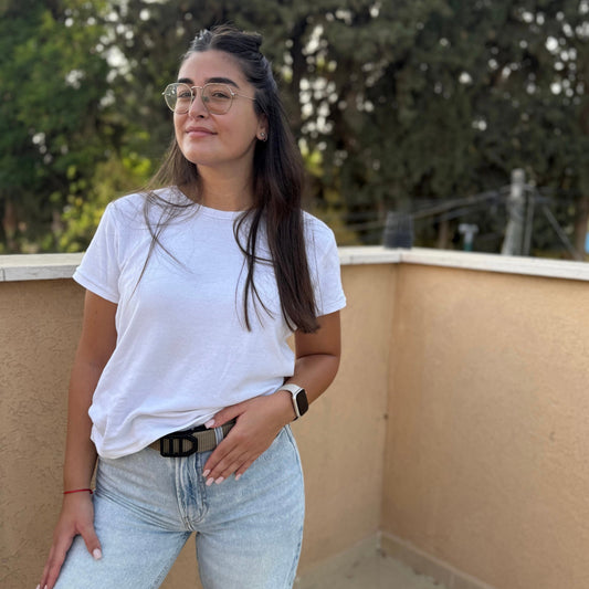 למה הבגדים שלך נקרעים כשאתה נושא אקדח – ואיך פותרים את זה?