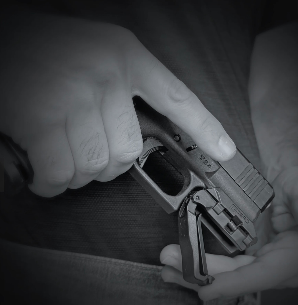 MRA-IL internal slide holder for G ZERo airsoft gun, connects to rail-mounted pistols, shown in black with detailed texture.